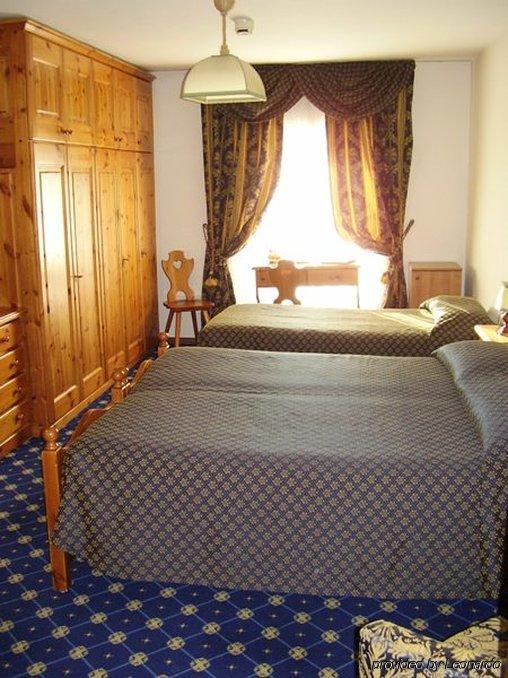 Concordia Parc Hotel Κορτίνα Ντ' Αμπέτσο Δωμάτιο φωτογραφία
